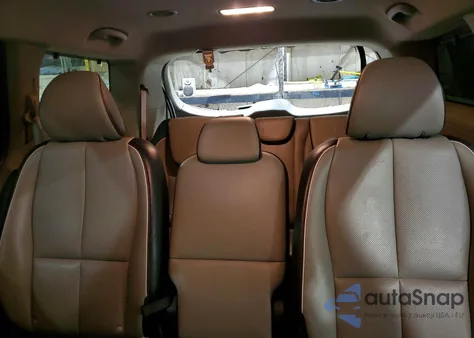 2021 Kia Sedona Lx z USA, uszkodzony, nr VIN KNDMB5C17M6673397